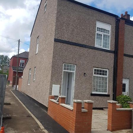 Beautiful Rooms Shaw St And Pine St Bury  Exterior foto